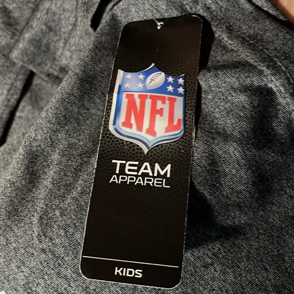 Kid’s NY Jets Long Sleeve T. NWT - Picture 3 of 3